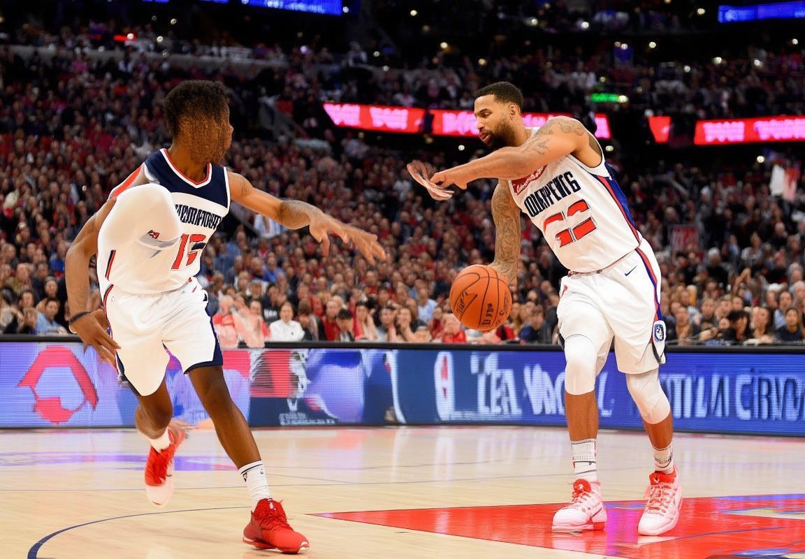 2017年NBA奇才快船巅峰对决：战术解析与亮点回顾(图1)