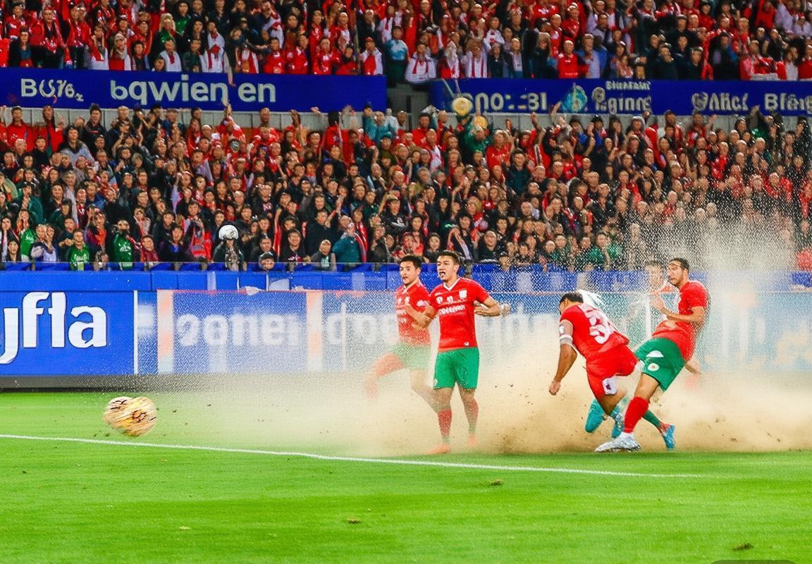 2018京沪大战：国安申花巅峰对决回顾(图1)